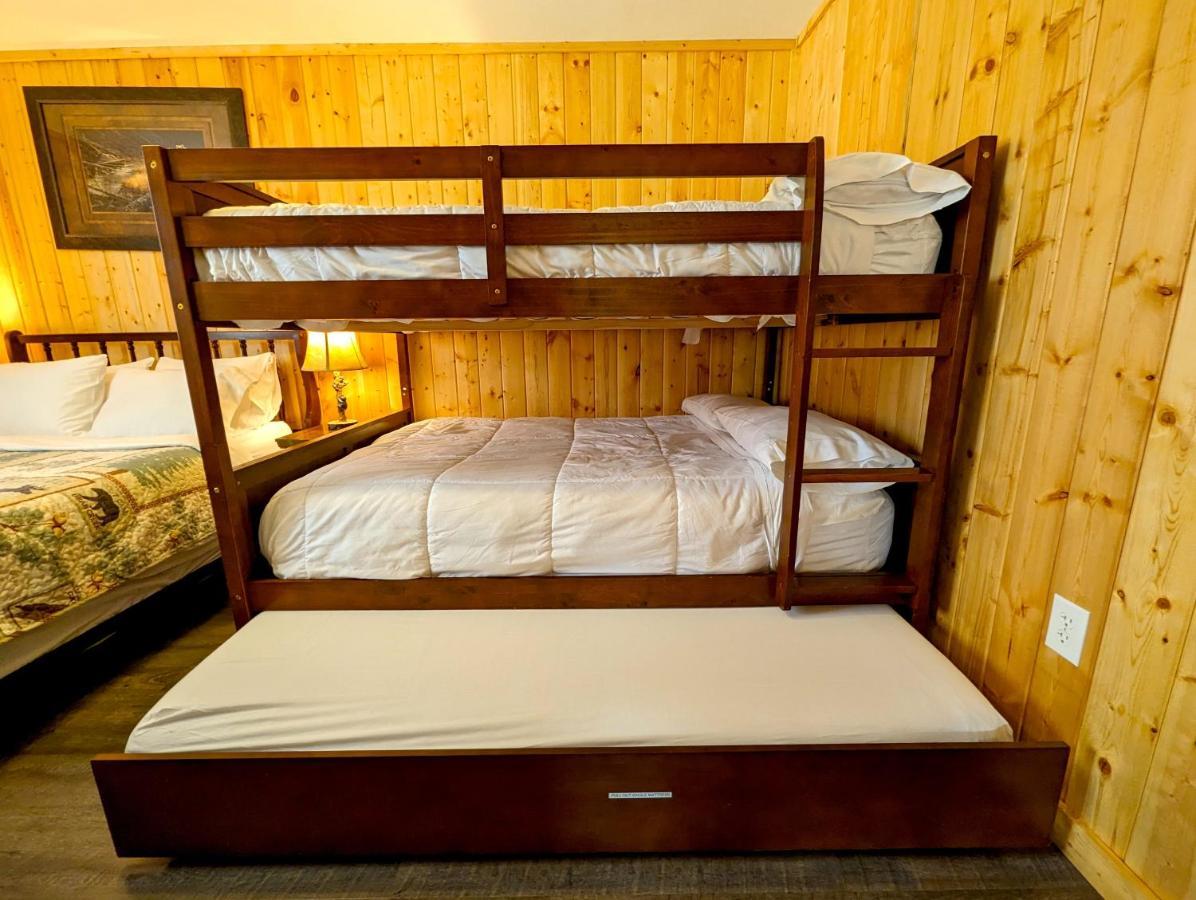 Yellowstone'S Treasure Cabins Gardiner Exteriör bild