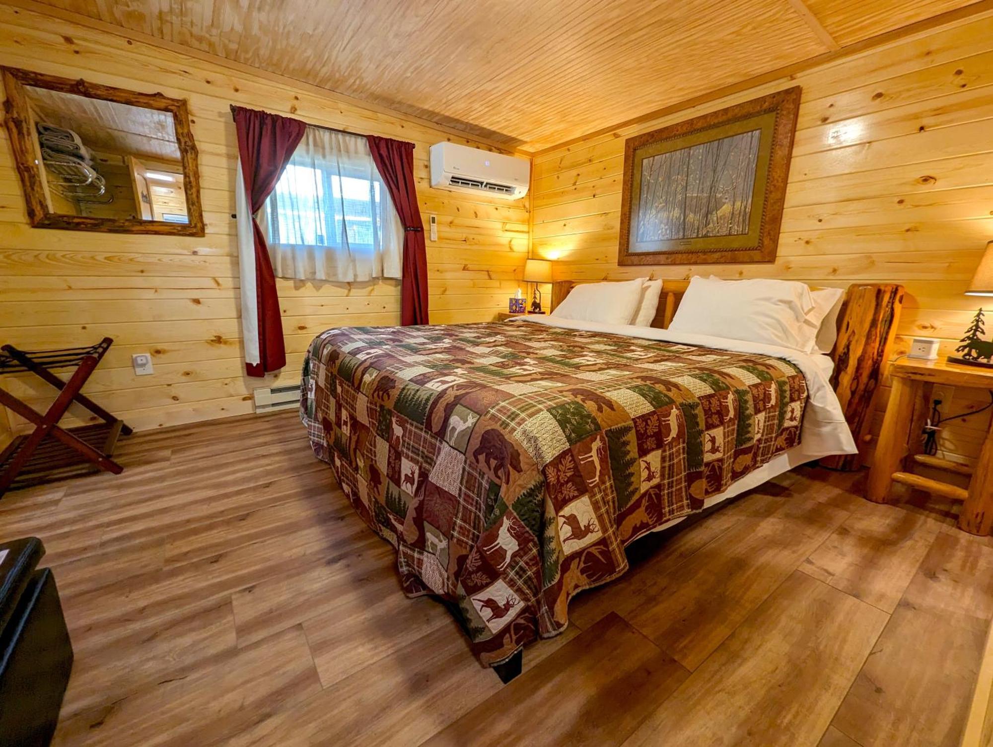 Yellowstone'S Treasure Cabins Gardiner Exteriör bild