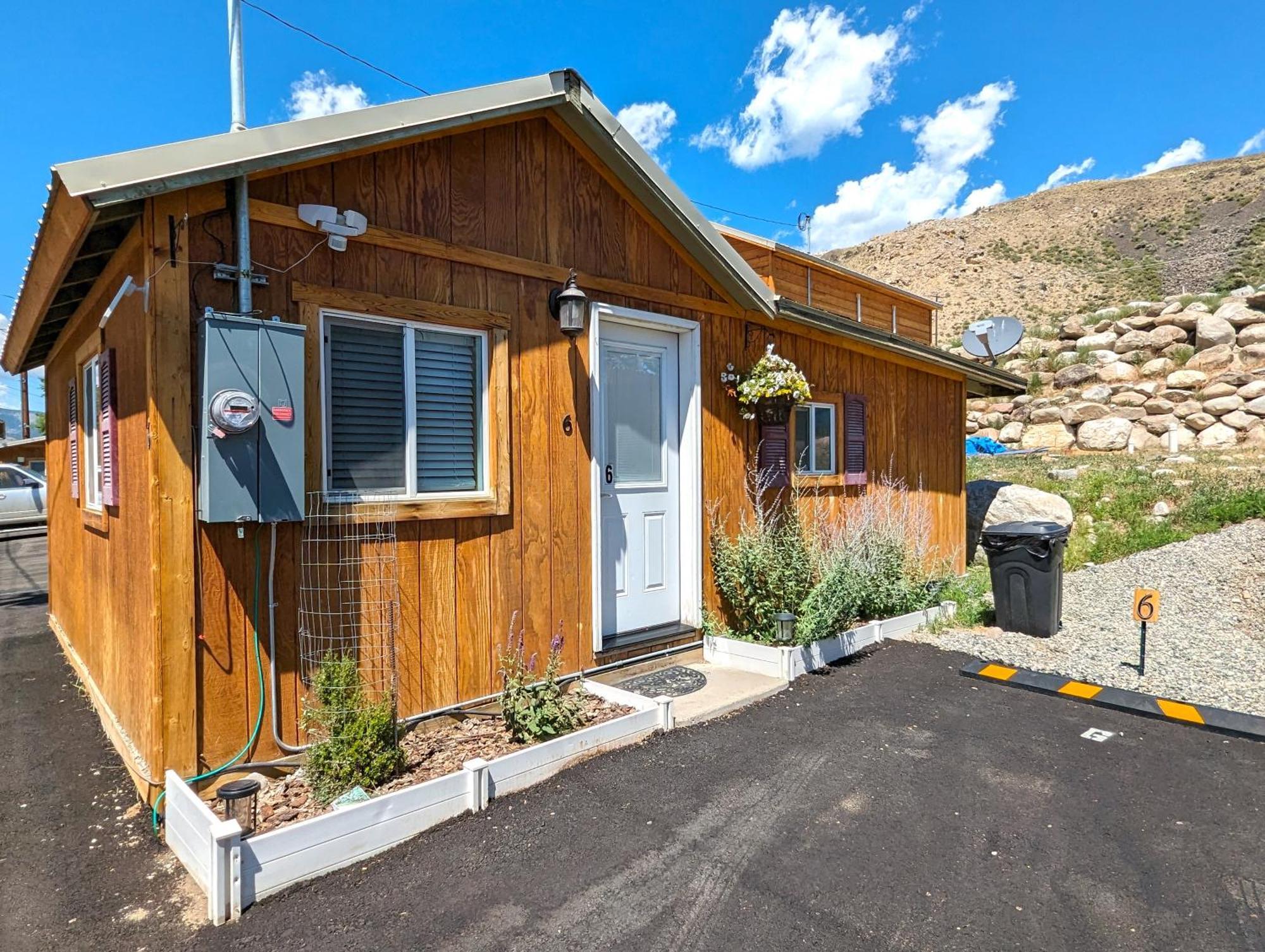 Yellowstone'S Treasure Cabins Gardiner Exteriör bild