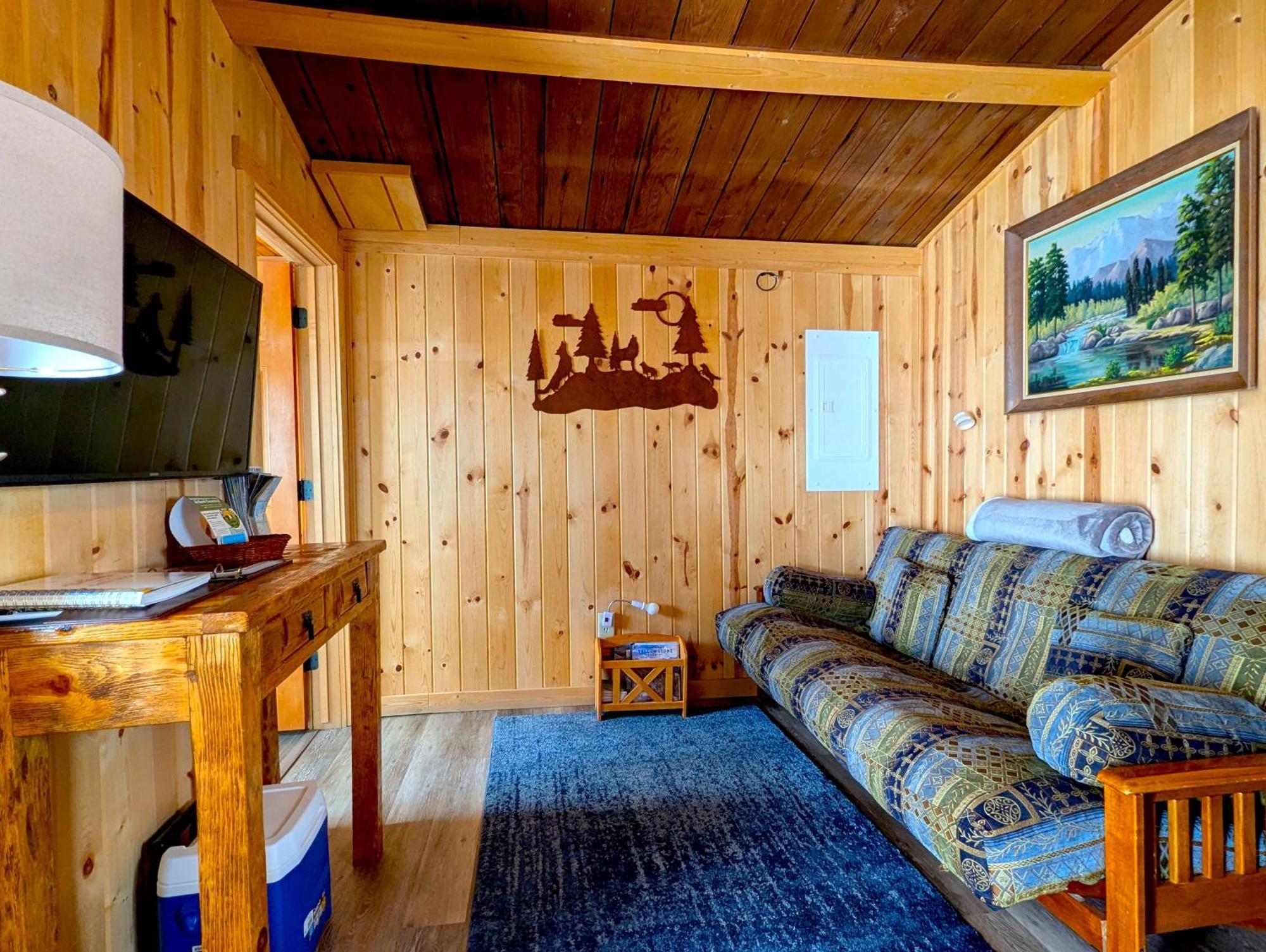 Yellowstone'S Treasure Cabins Gardiner Exteriör bild